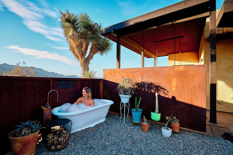 Others 1, Sacred Sands - Lobo Luna, San Bernardino