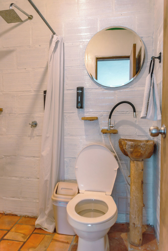 Bathroom 4, Traveler Hostel, San Gil