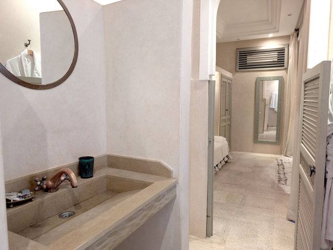 Bathroom 5, Riad Slitine, Marrakech