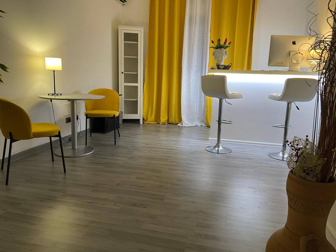 Public Area 4, Le Suite Del Lungomare, Catania