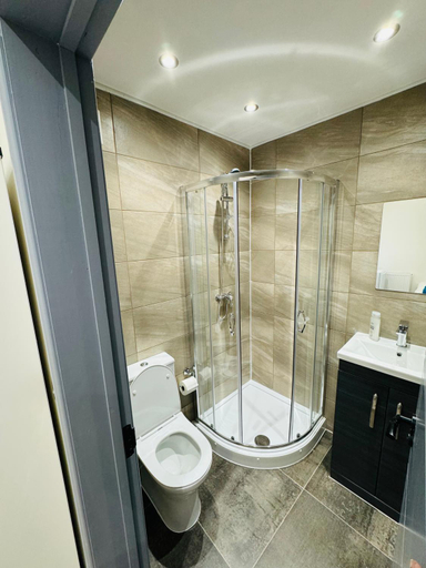 Bathroom, Cowley rooms, London