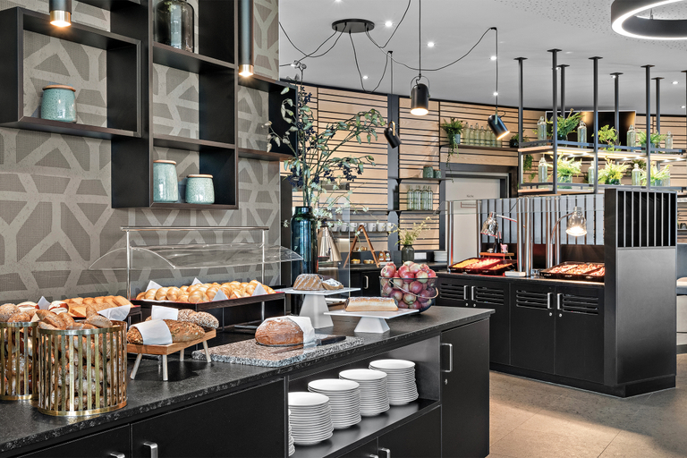 Food & Drinks 3, Leonardo Hotel Vienna City West, Wien
