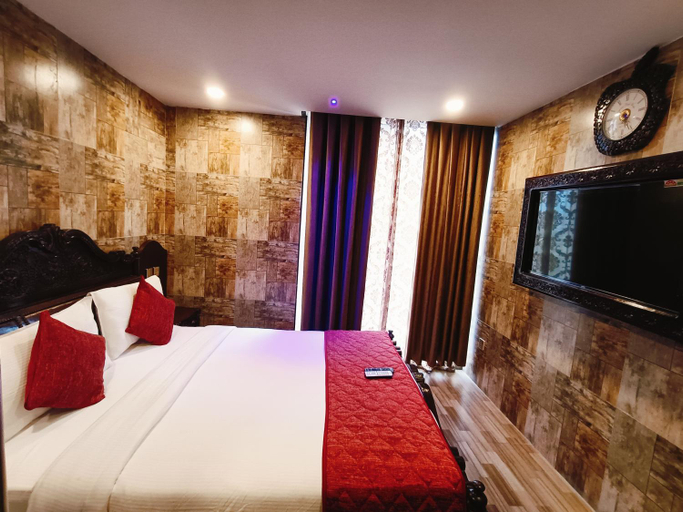 Bedroom 13
