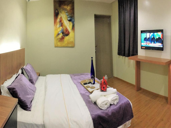 Royale Hotel Batu Gajah Room Type - Premier King