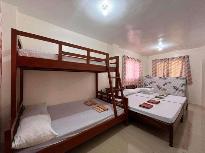 Others 4, Elvira's Guest House, Bantay