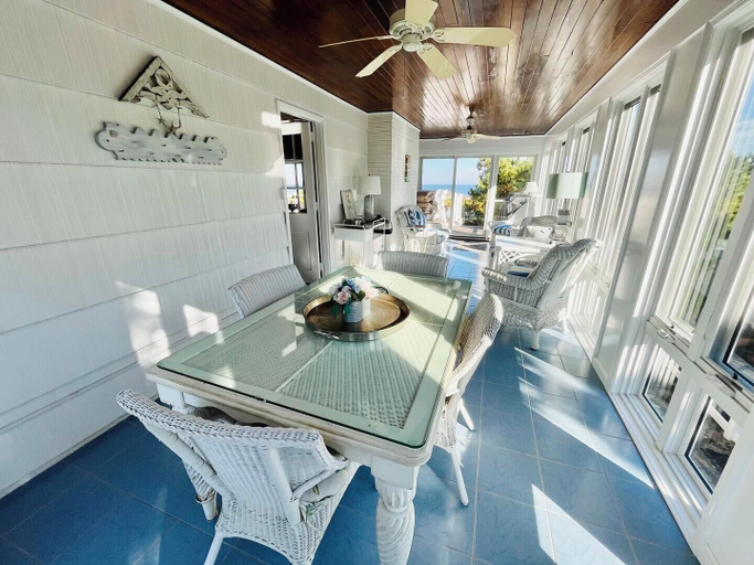 Others 5, Ocean Drive 8, Sussex