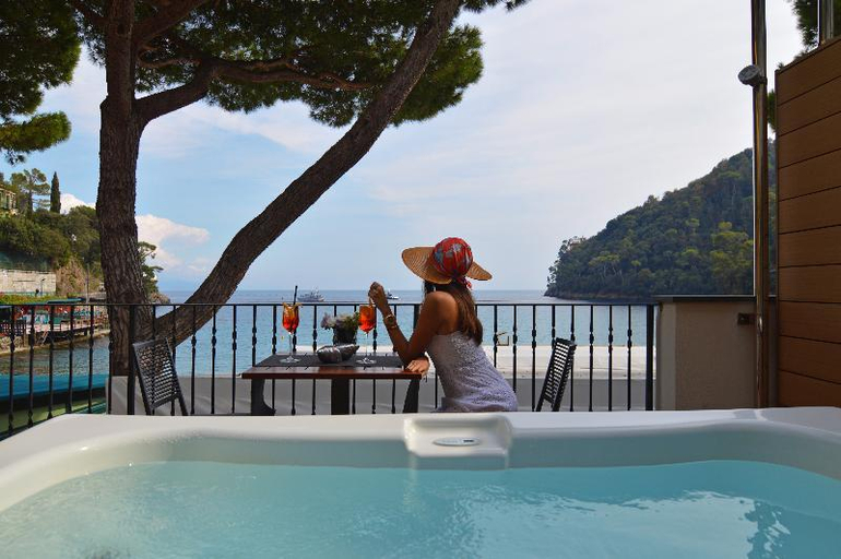 Swimming Pool 14