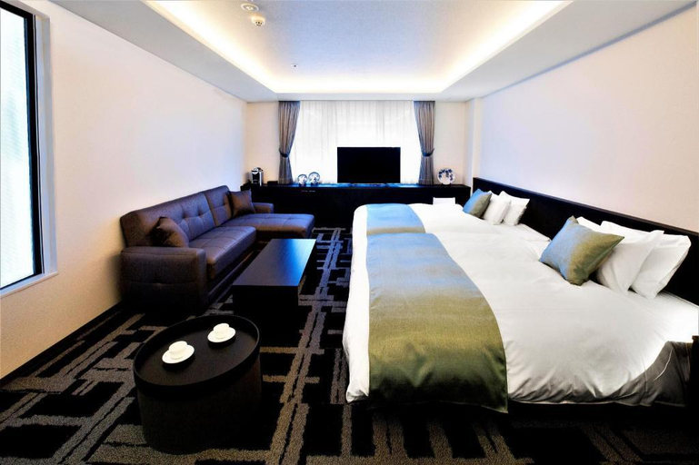 Bedroom 13