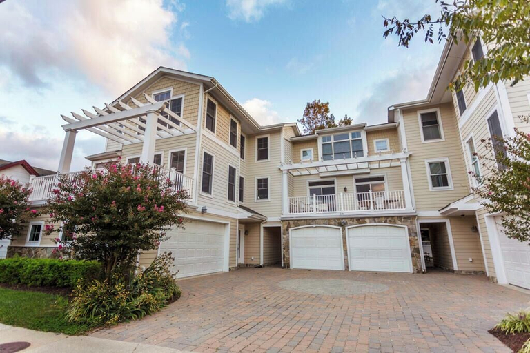 Exterior & Views, Christian Street 18B, Sussex