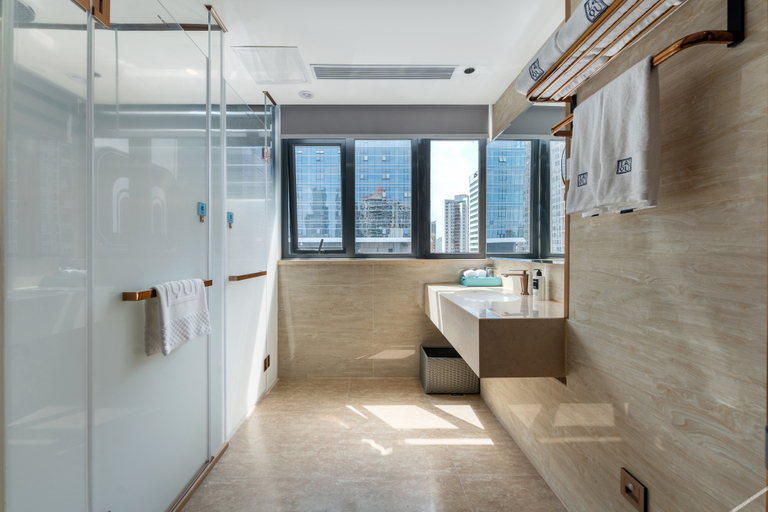 Bathroom 3, LANOU Hotel Shenzhen Luohu Ruipeng Building, New Territories