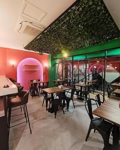 Food & Drinks 2, Wisma Davinci PematangSiantar, Pematangsiantar