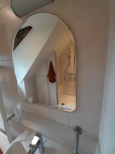 Others 4, Onder De Wolfskap bed en ontbijt, Haaren
