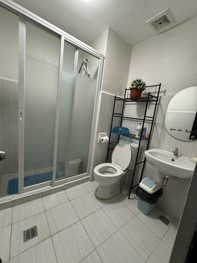 Bathroom, Adelle's Place, Cagayan de Oro City