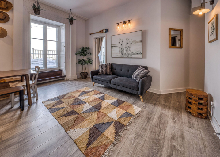 Others 5, Remparts 2 Bed w Private terrace & sauna, Communauté-Urbaine-de-Québec