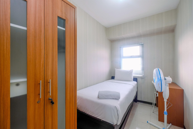 Bedroom 3, Comfort And Cozy Living 2Br Bogor Valley Apartment, Bogor
