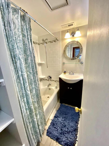 Bathroom 3, Park Avenue 105, Sussex