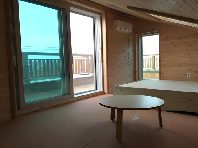 Bedroom 2, Grace River House - Gadong (Host block), Hoengseong