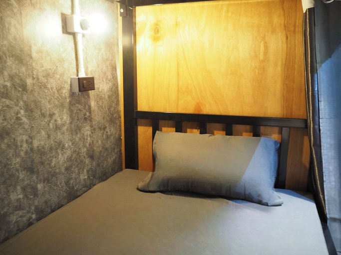 Bedroom 3, Bed Space Hostel, Phra Nakhon