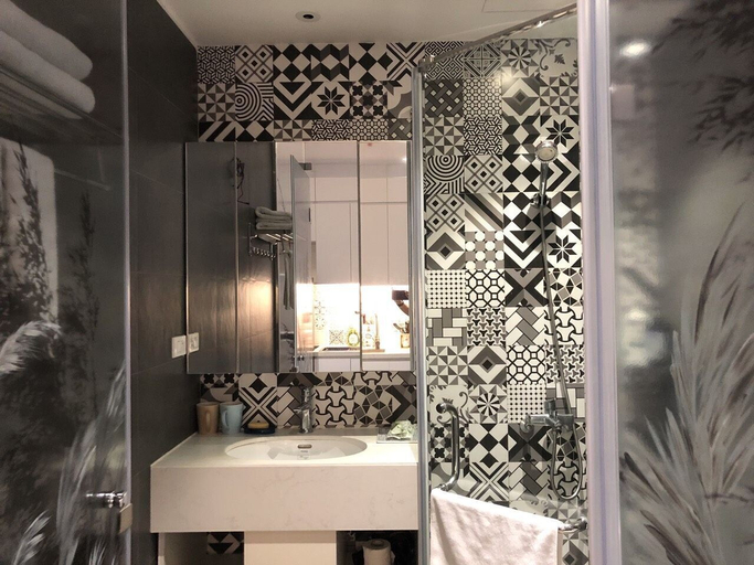 Bathroom 5, Vinhomes Green Bay Apartments, Từ Liêm