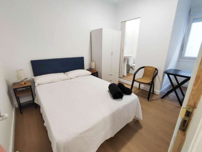 Bedroom 2, Hostal Airinos de Vigo, Pontevedra