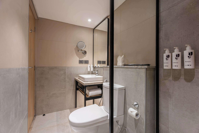 Bathroom, Park Inn Suites By Radisson Thrissur East Fort, Thrissur