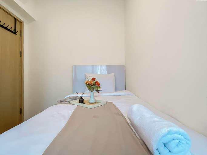 Bedroom 3, Restful And Chic 2Br At Meikarta Apartment, Cikarang