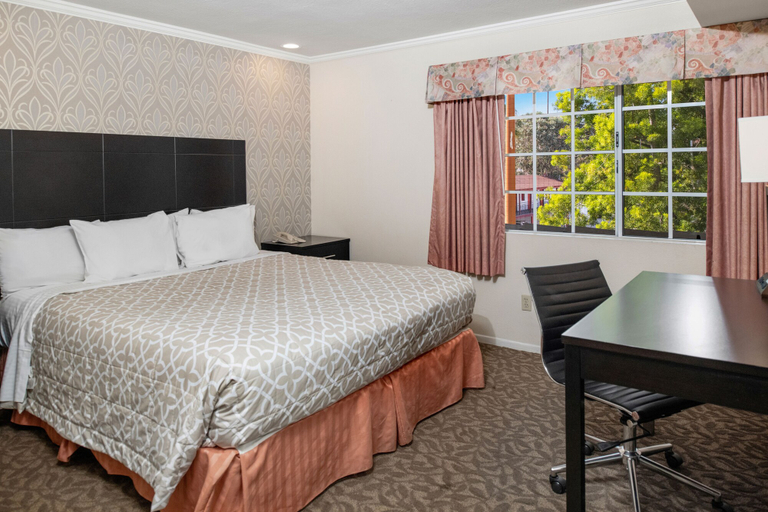 Bedroom 3, Glendale Hotel, Los Angeles