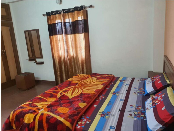 Bedroom 4, Ram Singh Palace, Nainital