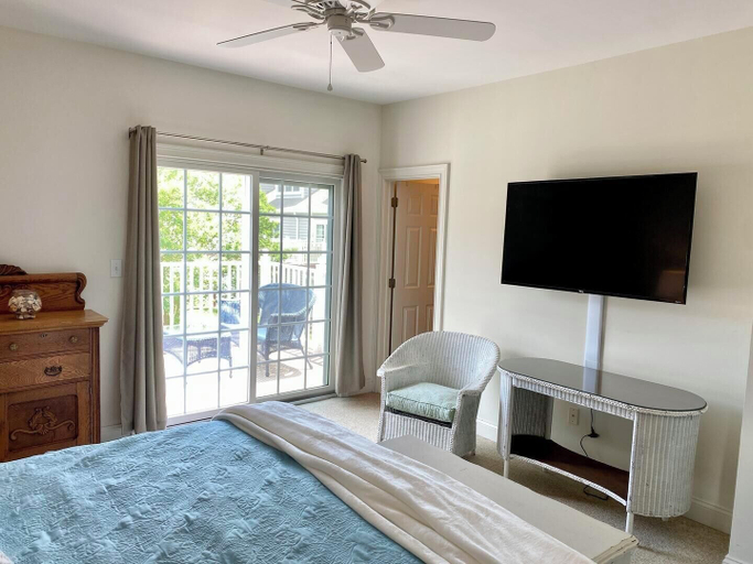 Bedroom 2, Nell Loop 32, Sussex