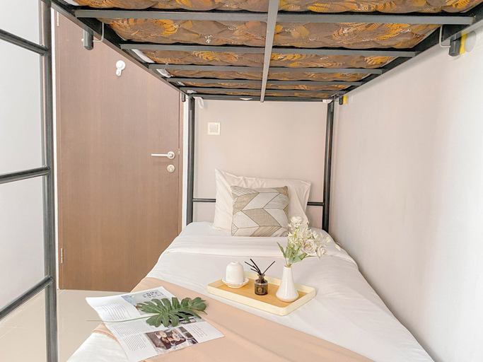 Bedroom 4, Good And Comfy 2Br Apartment At Transpark Juanda Bekasi Timur, Bekasi