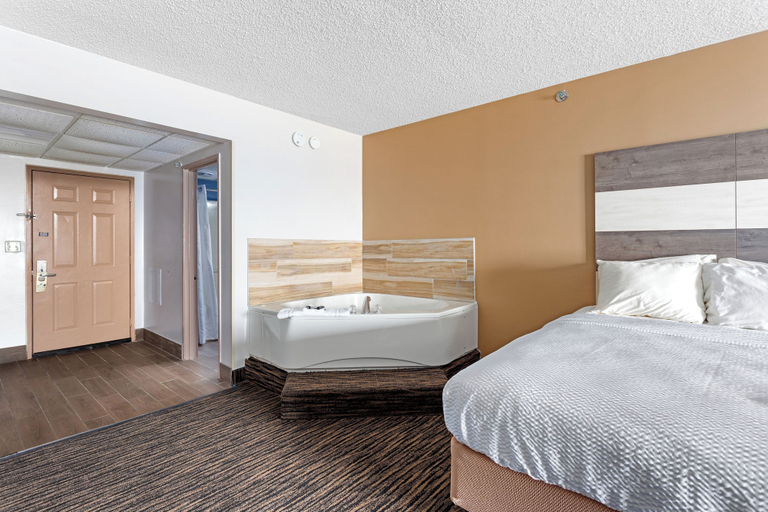 Bedroom 3, Americana Motor Inn, Worcester