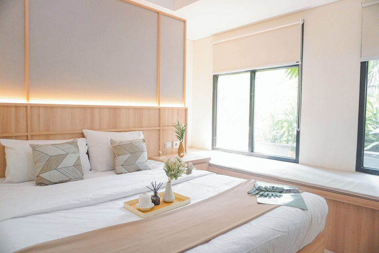 Bedroom 1, Cozy Living 2Br Apartment At Pollux Chadstone, Cikarang