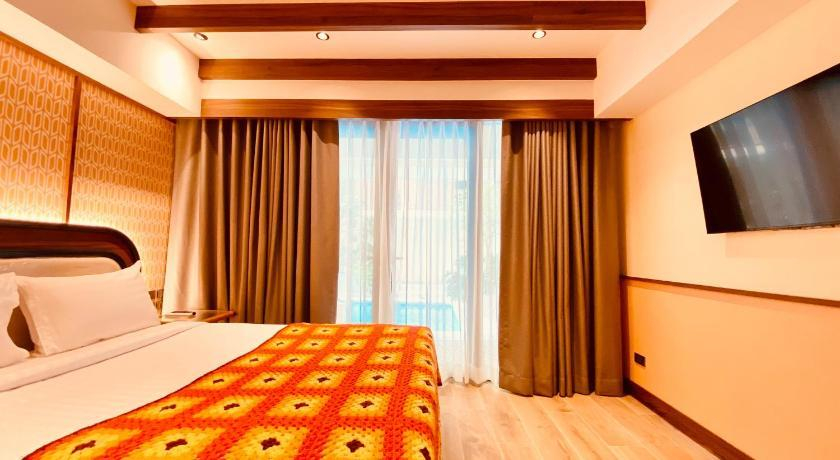 Bedroom 15