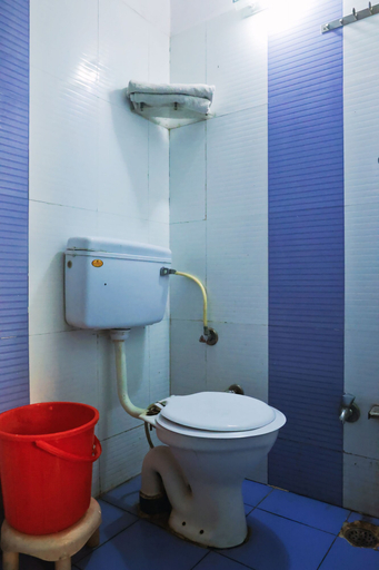 Bathroom 3, Hotel Shaurya By Sharma Online Solution Haridwar, Hardwar