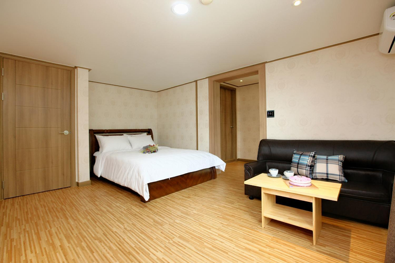 Bedroom 7