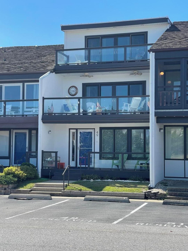 Exterior & Views 1, Harbor Road 49, Sussex