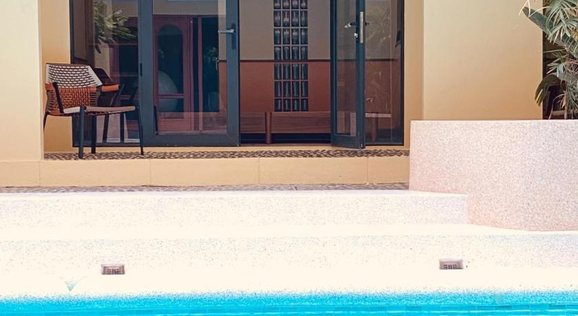 Swimming Pool 11