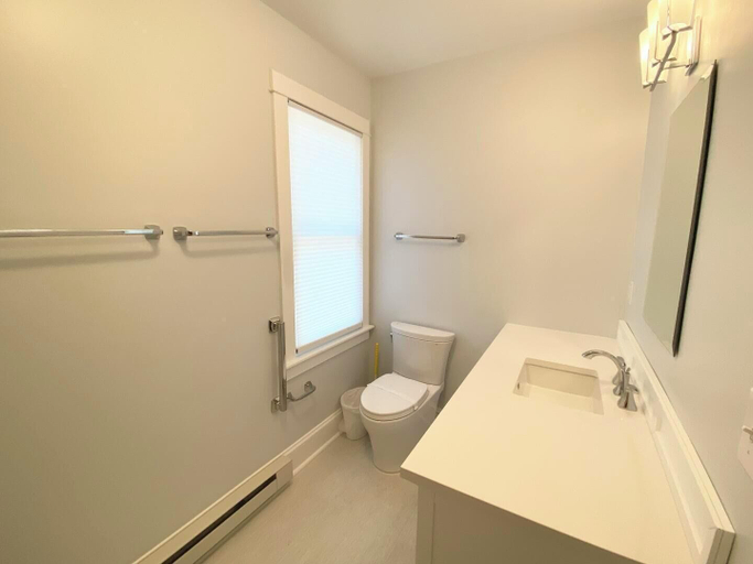 Bathroom 3, Stockley Street 19, Sussex