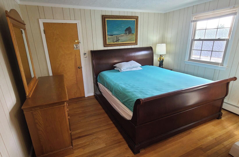 Bedroom 2, Laurel Street 323, Sussex