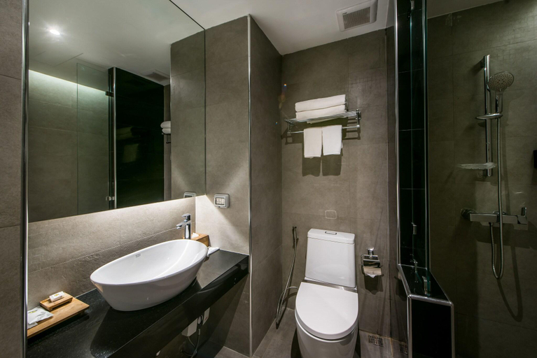 Bathroom 5, Nadee 10 Resort & Hotel, Muang Khon Kaen