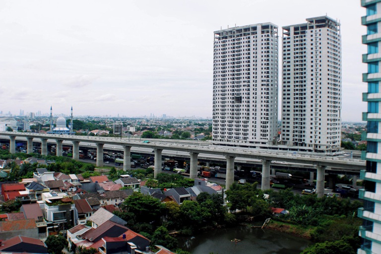 Exterior & Views 2, Nice Studio at Grand Kamala Lagoon Apartment By Travelio, Bekasi