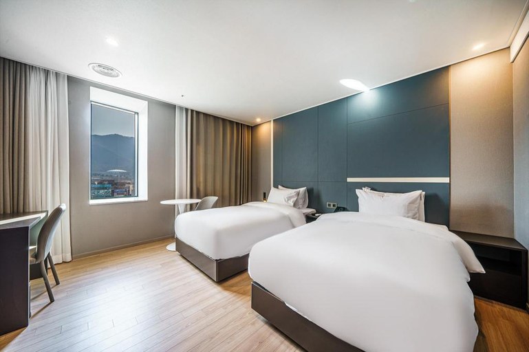 Bedroom 7