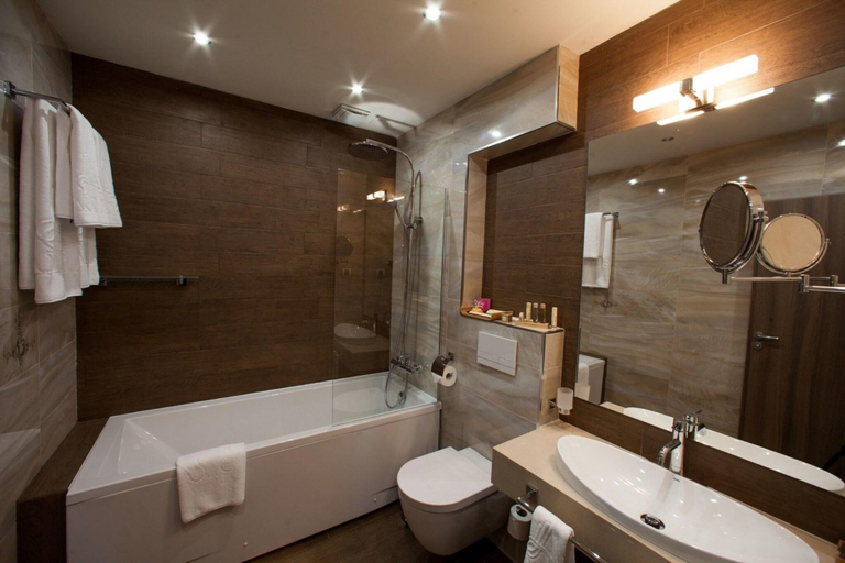 Bathroom 5, Amira Boutique Hotel, Bansko