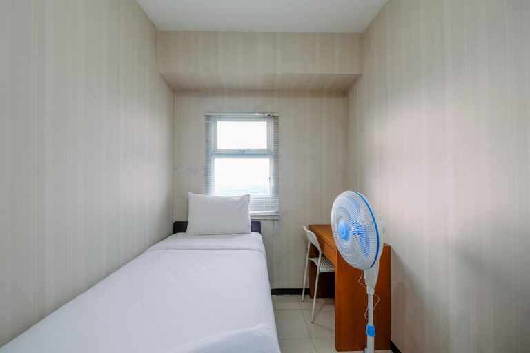 Bedroom 3, Comfort And Cozy Living 2Br Bogor Valley Apartment, Bogor