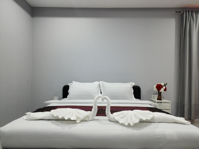 Bedroom 12
