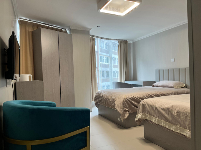Bedroom 12