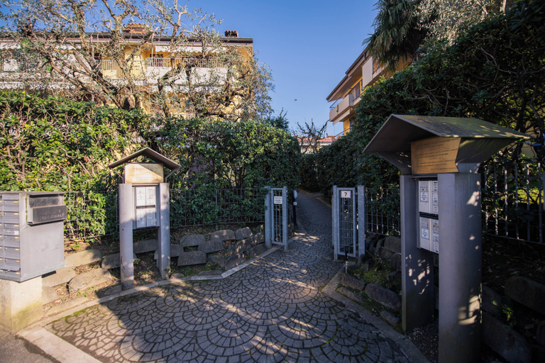 Exterior & Views 2, Villaggio dei Fiori - App. Primula, Brescia