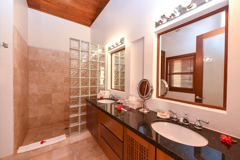 Bathroom 5, Victoria House Resort & Spa