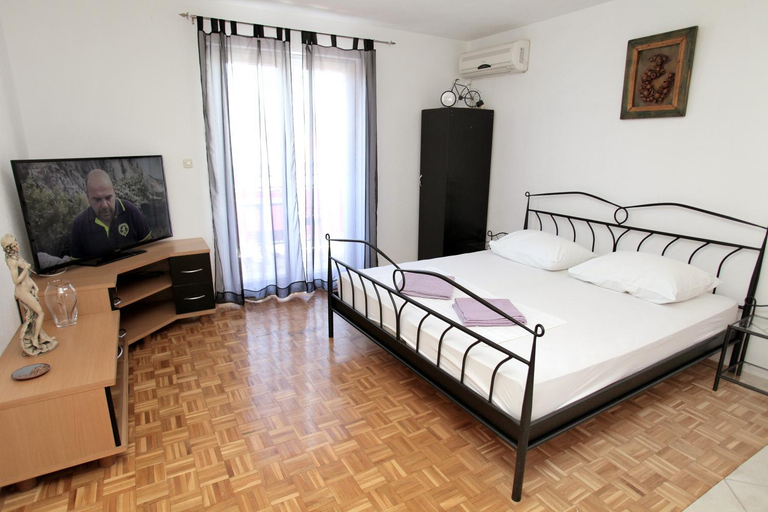 Others 2, Guesthouse Kate, Trogir