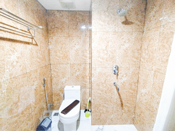 Bathroom 4